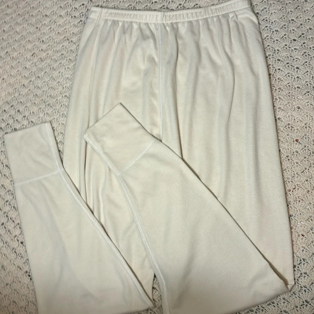 Cabela’s Base Layer Long Underwear Women’s size 1x/2x
